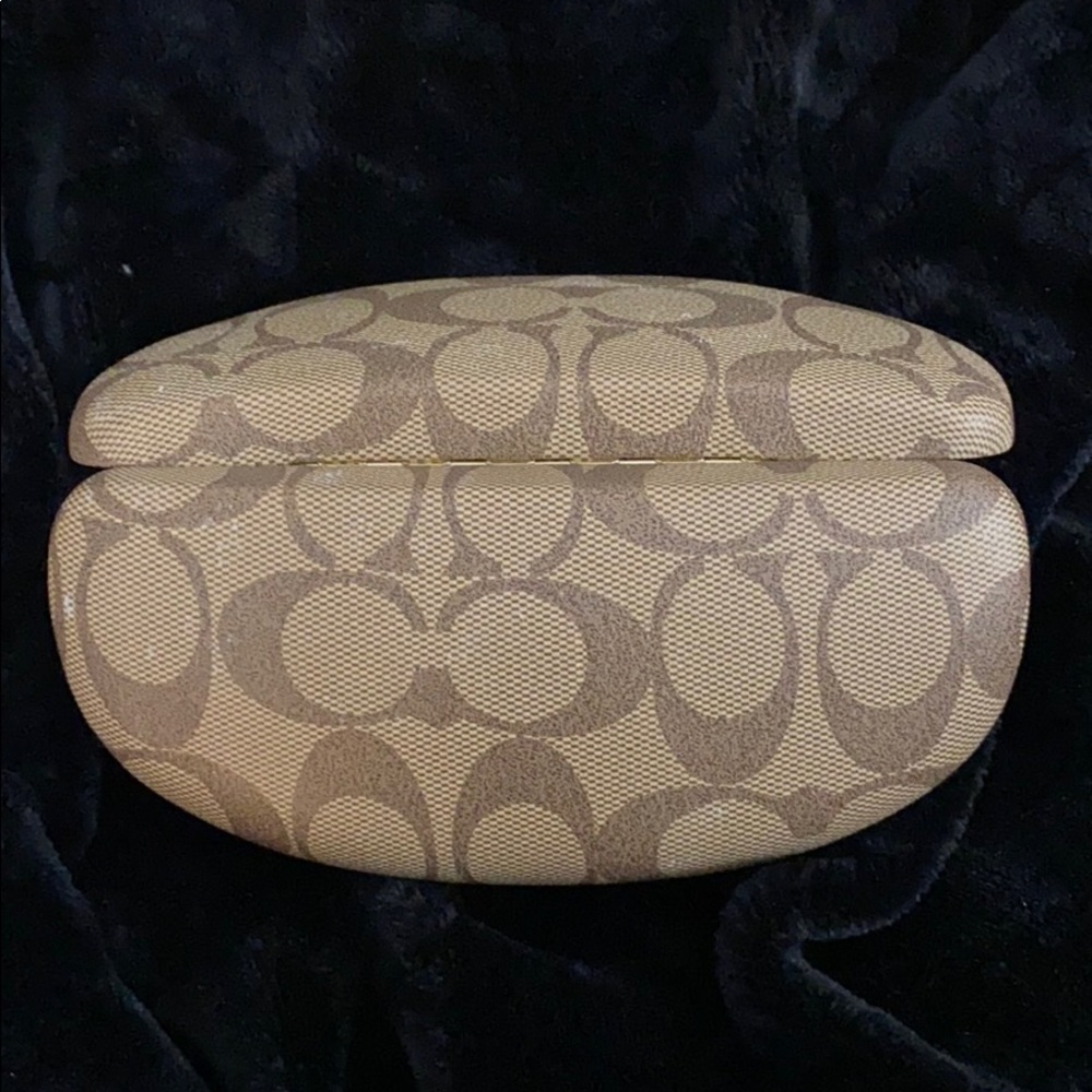 Coach: Sunglass Case - Picture 3 of 3
